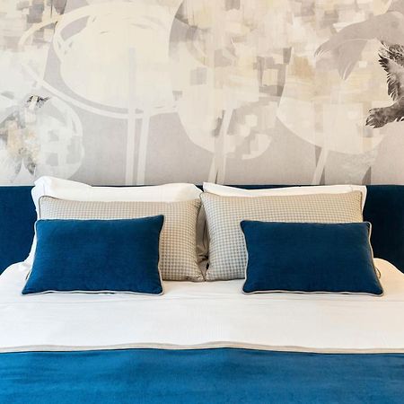 Donna Giacinta Blu Luxury Flat Apartment Бари Екстериор снимка