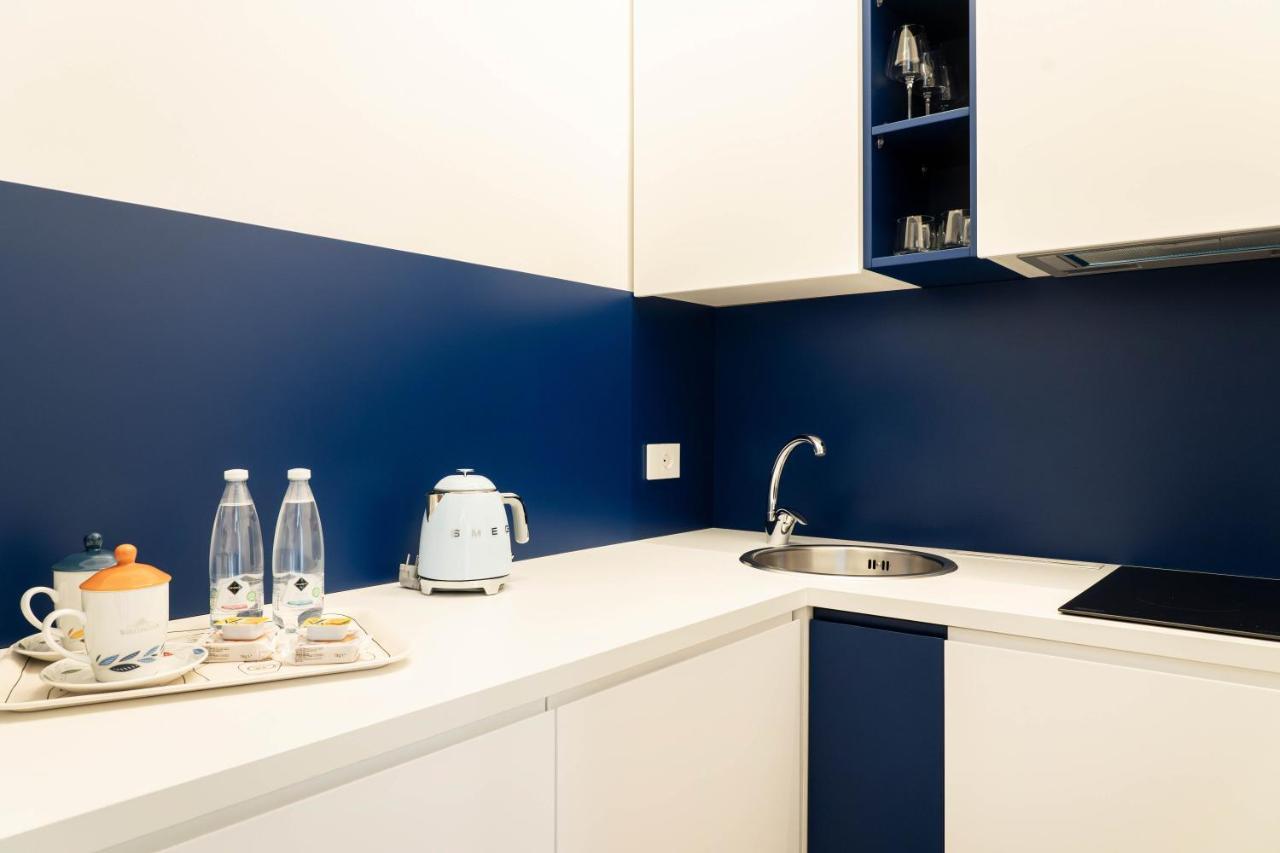 Donna Giacinta Blu Luxury Flat Apartment Бари Екстериор снимка