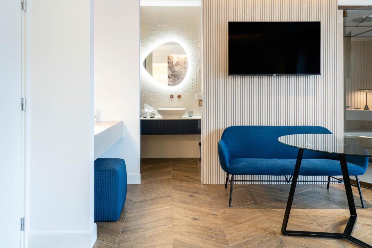 Donna Giacinta Blu Luxury Flat Apartment Бари Екстериор снимка